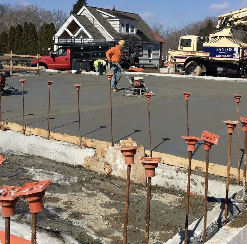 Power troweling a finished slab